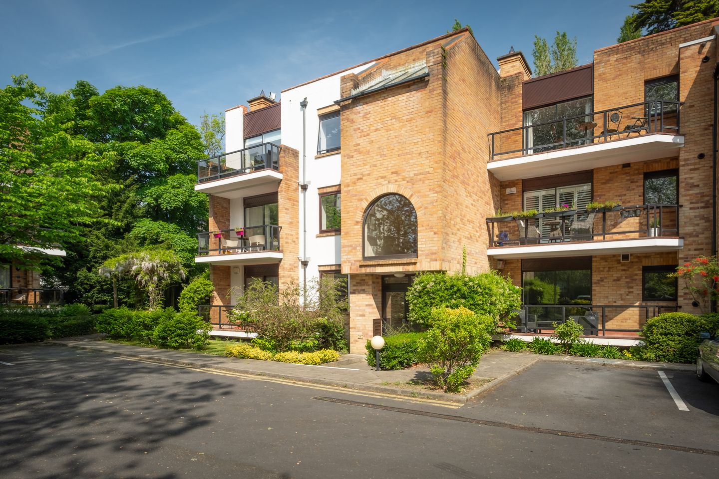 Apartment 7, The Elms, Blackrock, Co. Dublin, A94XW14 is for sale on