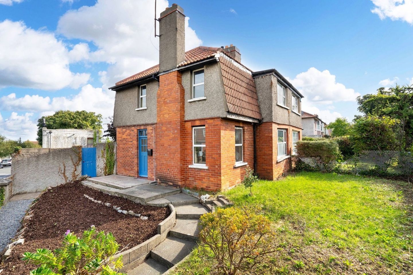 2 Monkstown Road, Monkstown, Co. Dublin, A94E892 is for sale on Daft.ie