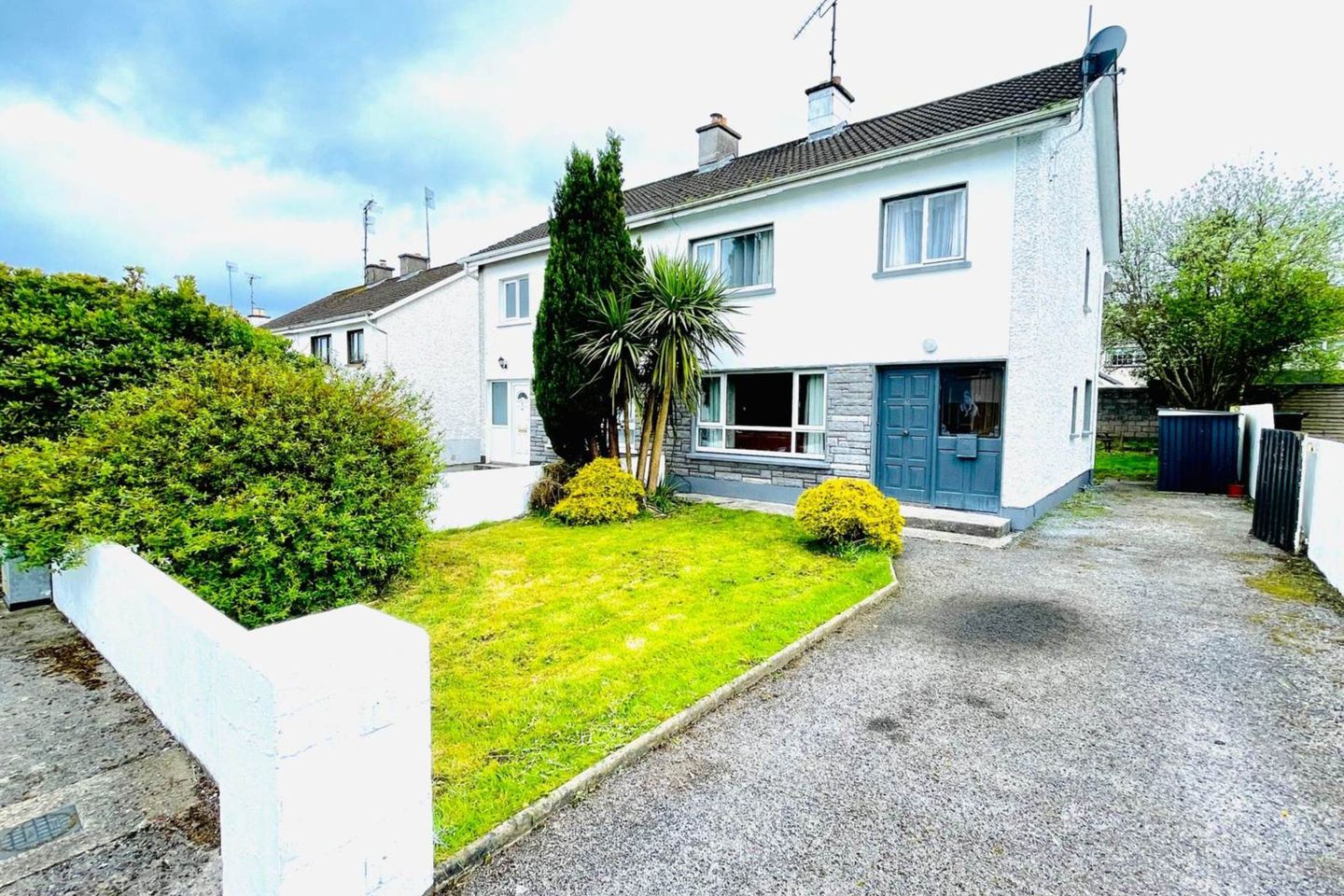 51 Cypress Gardens, Athlone, Co. Westmeath, N37Y582 is for sale on Daft.ie