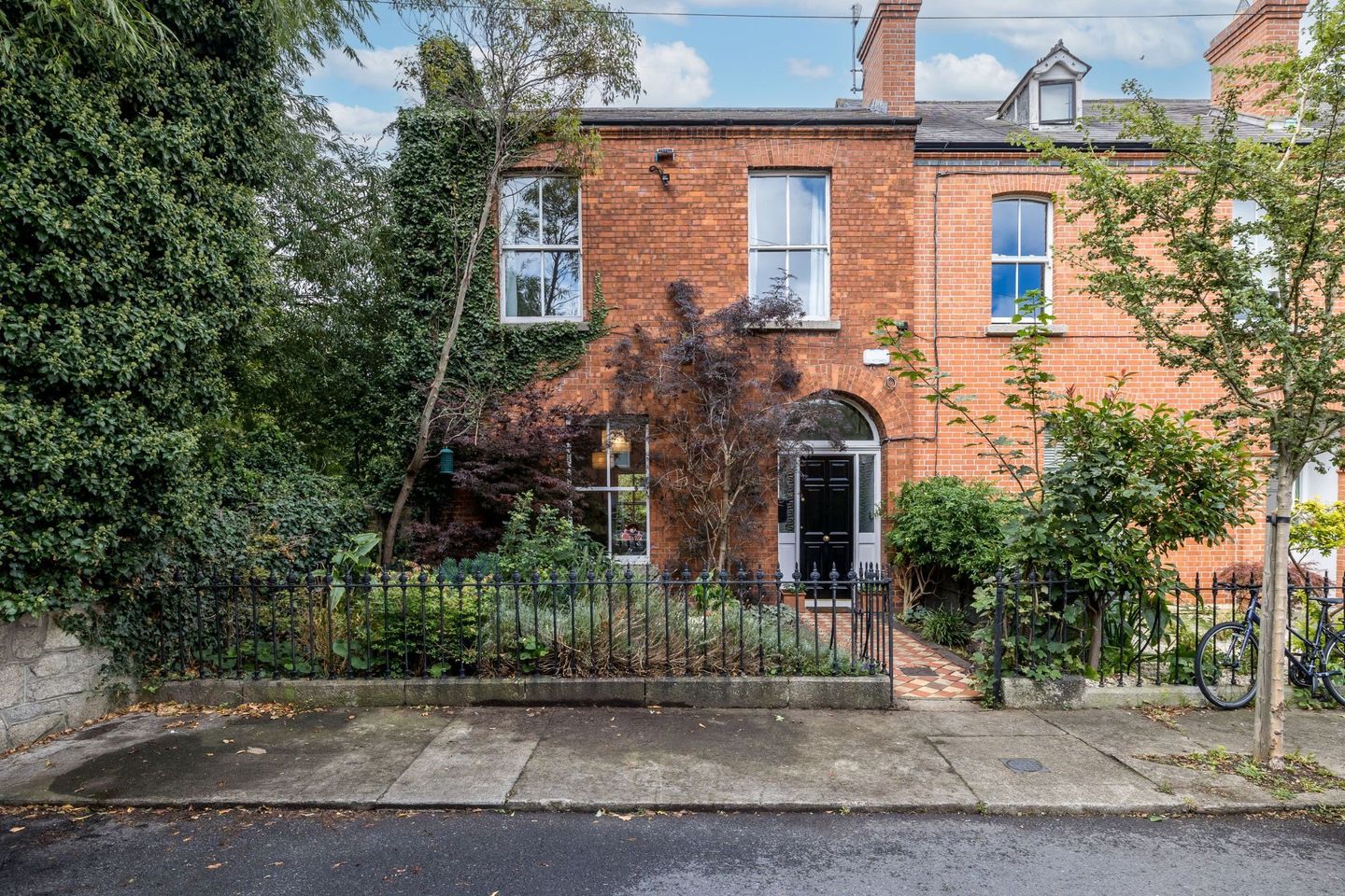 8 Dolphin Avenue, South Circular Road, Dublin 8, D08H7N3