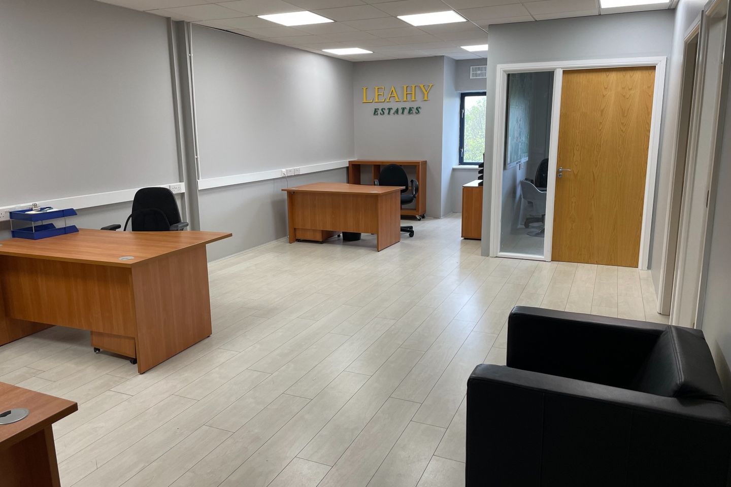 Commercial property for rent in The Griffeen Centre,Griffeen Road,Lucan