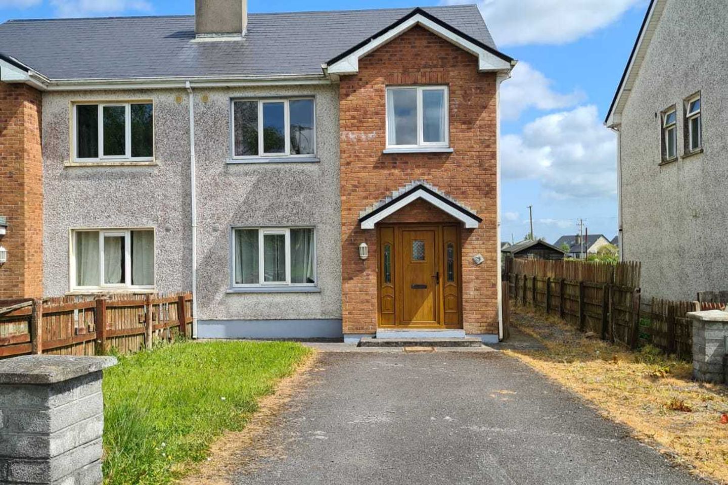 25 Abbey Court, Frenchpark, Co. Roscommon, F45Y957