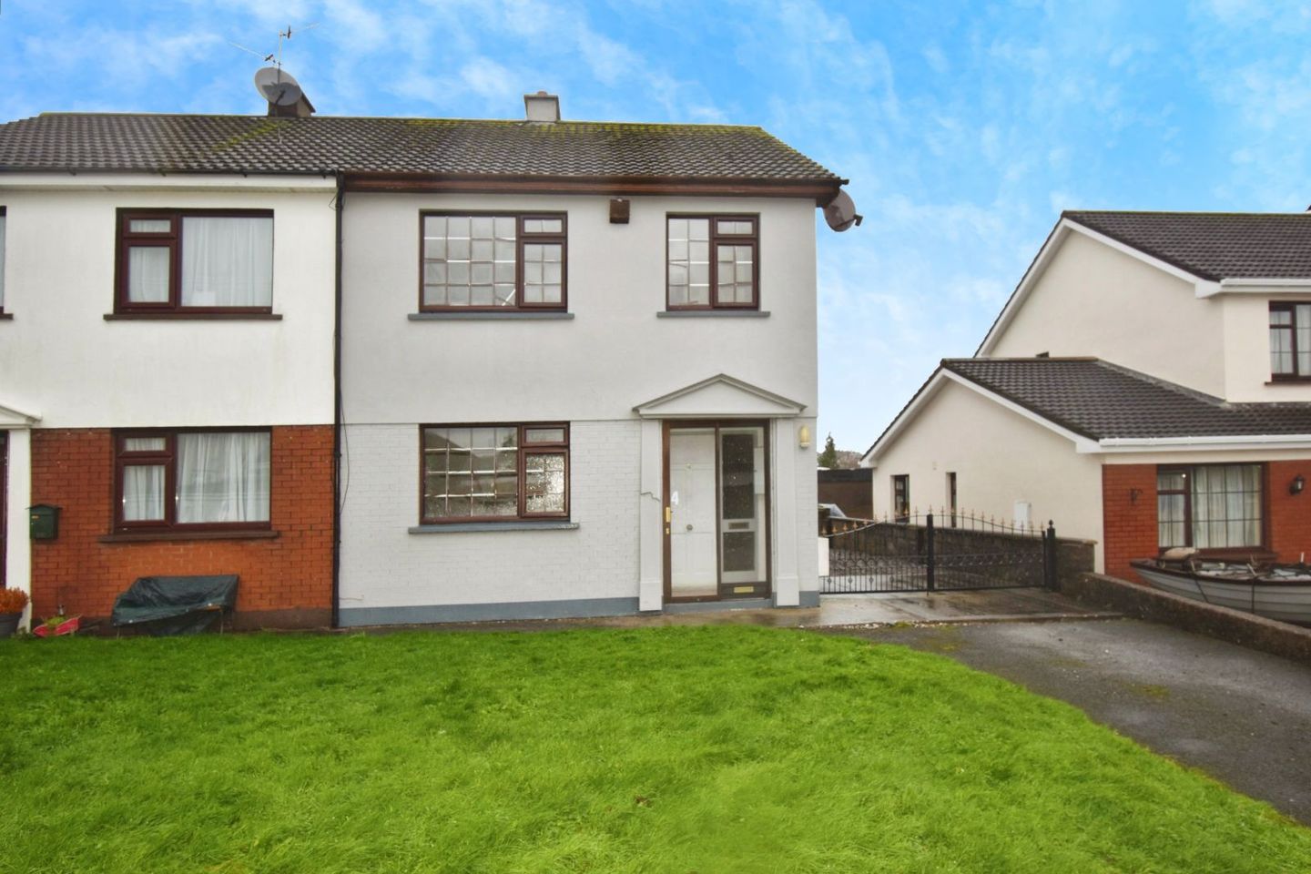 4 The Crescent, Owenabue Heights, Carrigaline, Co. Cork, P43F795
