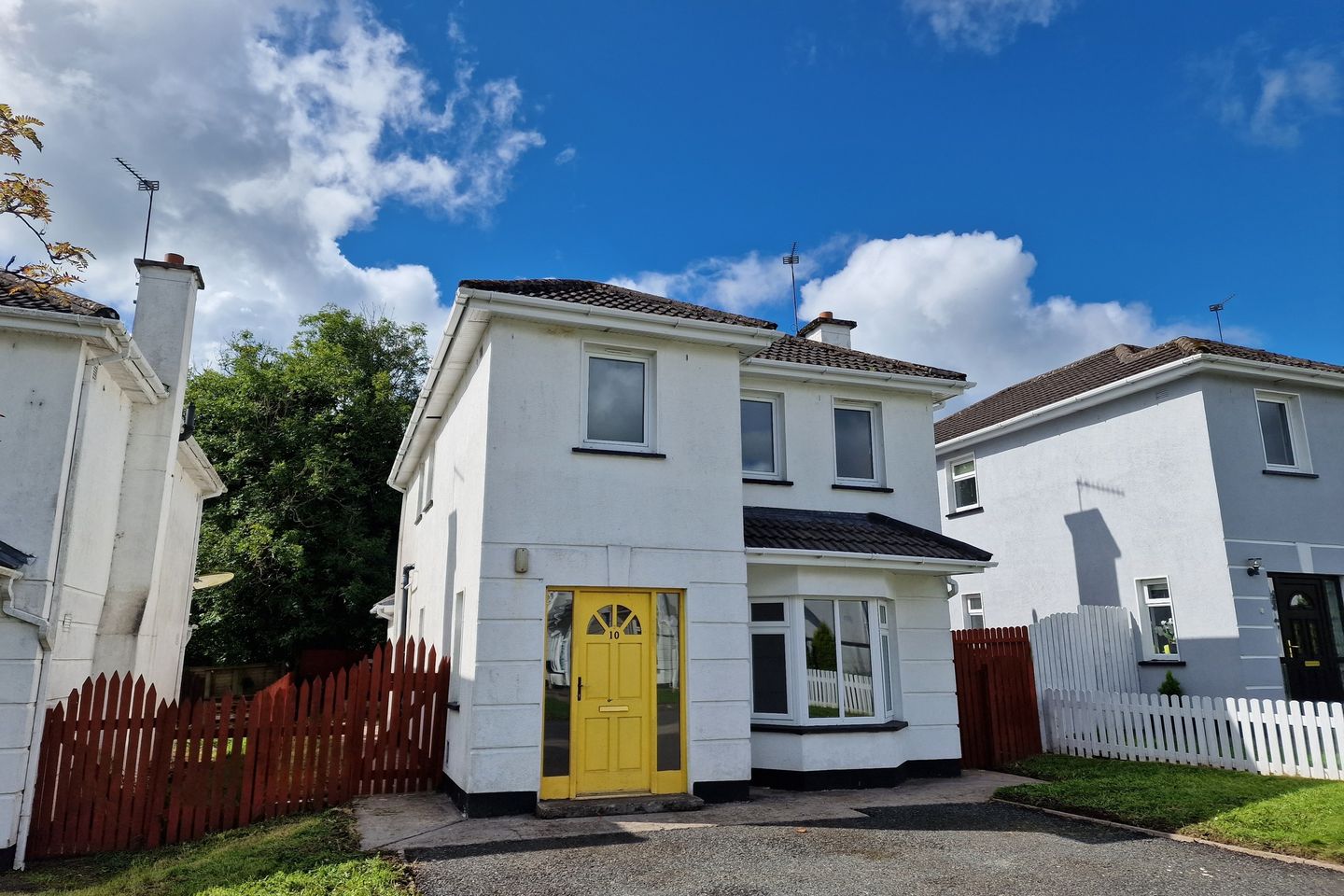 10 Scahill Park, Castlerea, Co. Roscommon, F45DY24