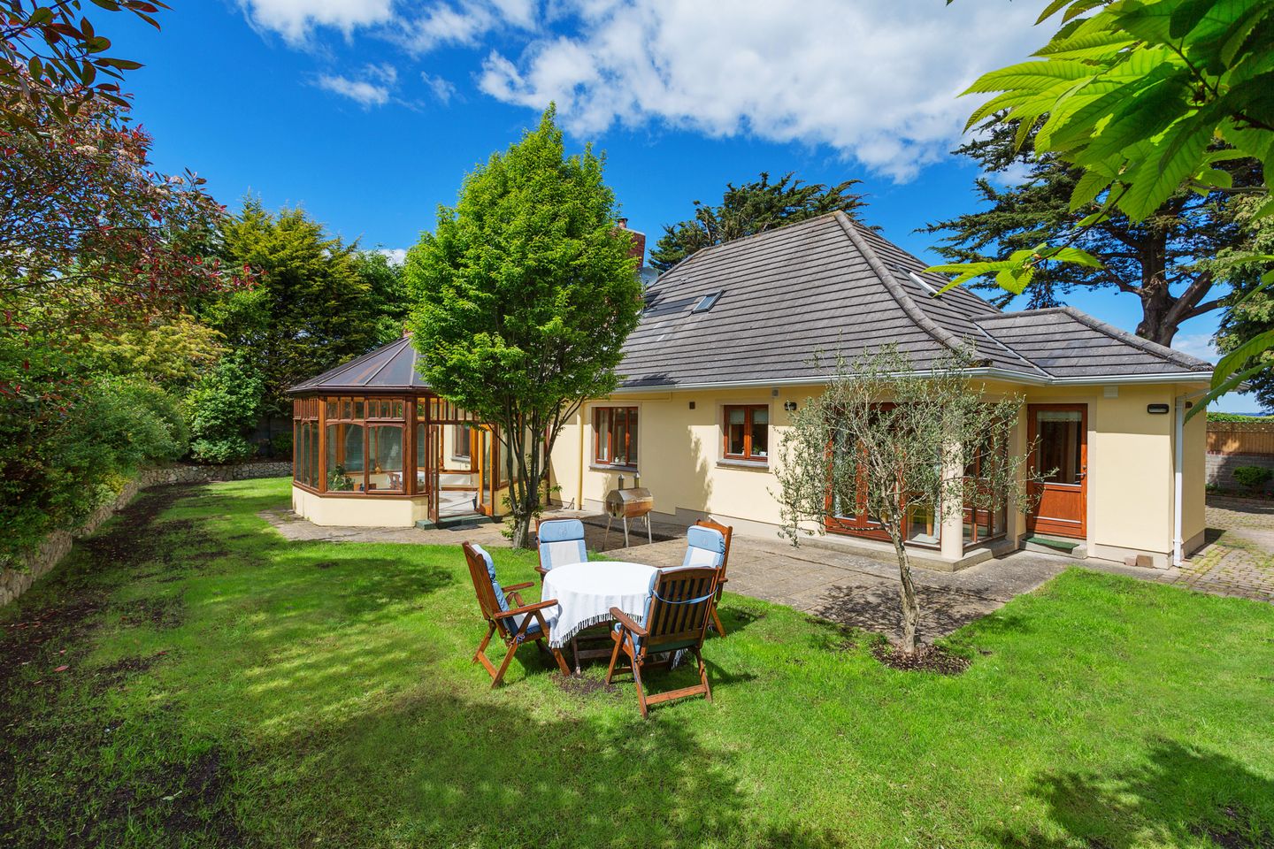 Triana, 6 The Nurseries, Avondale Road, Killiney, Co. Dublin