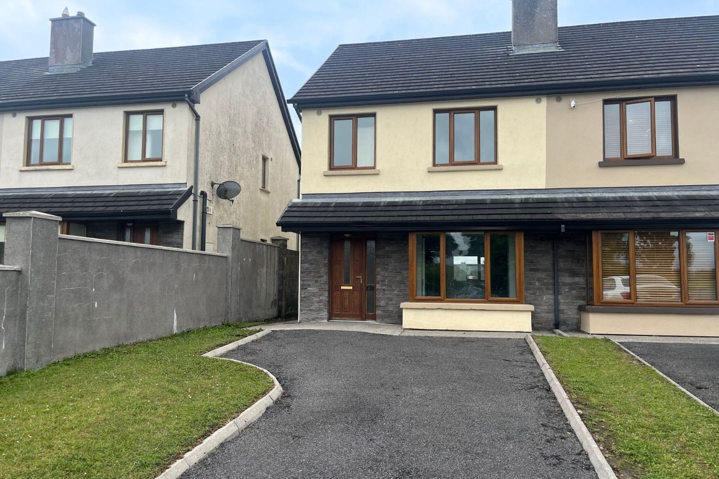 17 The Maples, Ballyhaunis, Co. Mayo, F35WC95