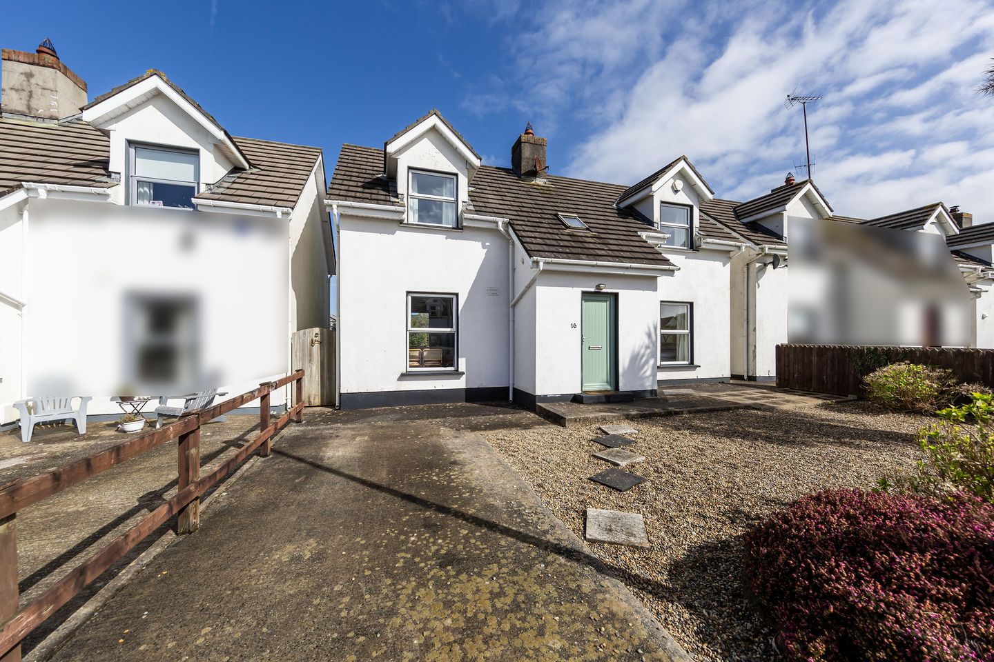16 Grange Meadows, Rosslare Strand, Co. Wexford, Y35K037 is for sale on Daft.ie
