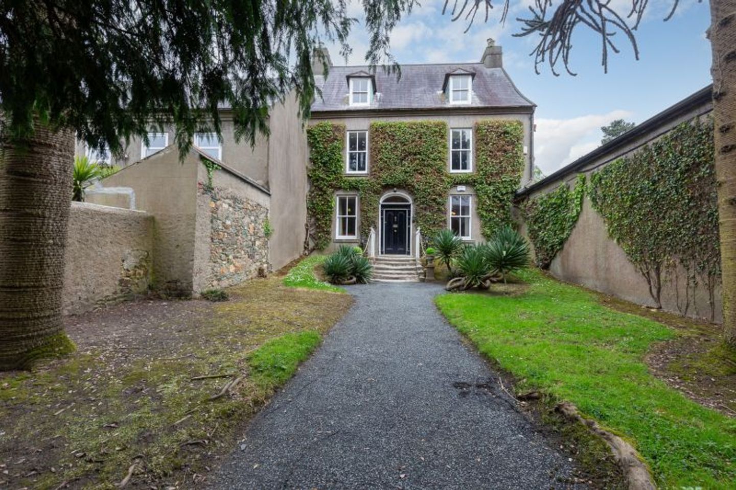 Abbey House, Templeshannon, Enniscorthy, Co. Wexford, Y21Y2H5 is for