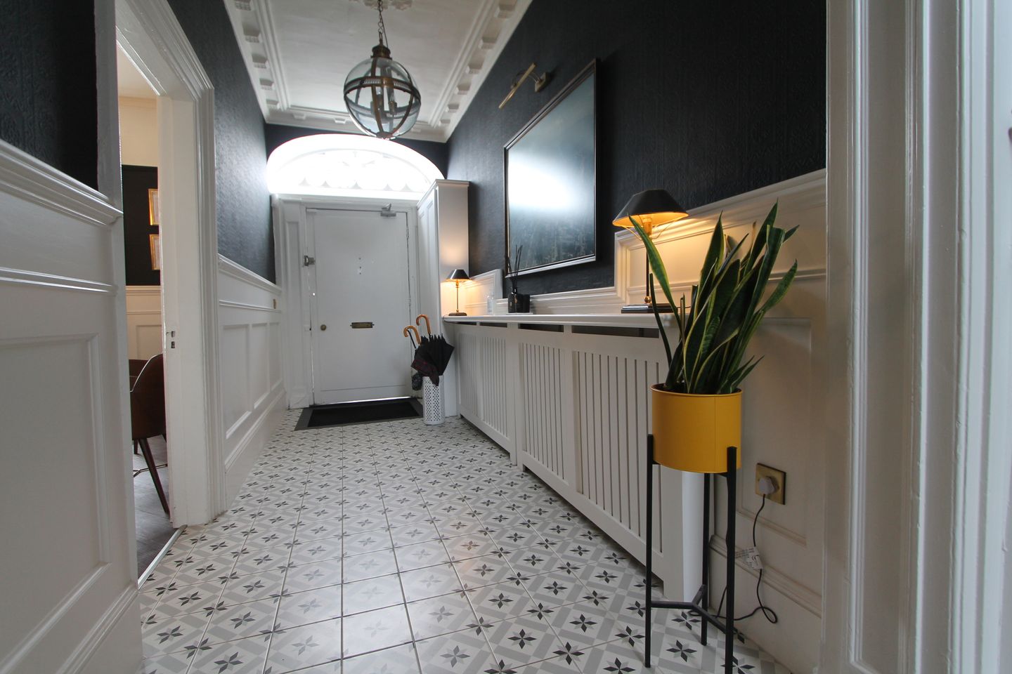 Commercial property for rent in 7 Northumberland Avenue (Top Floor