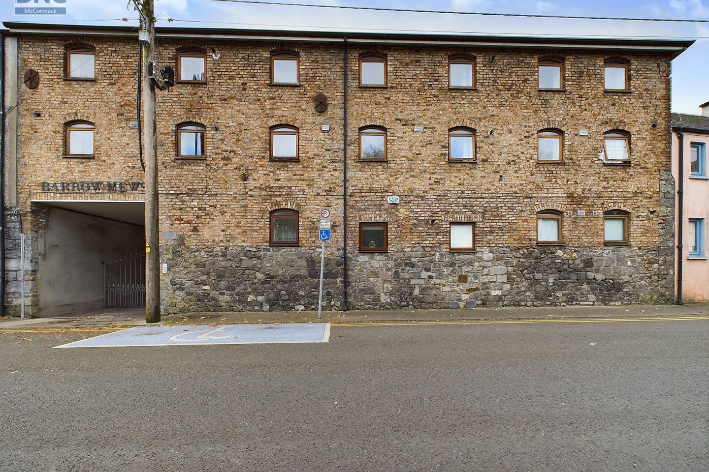 2 Barrow Mews, Centaur Street, Carlow, R93KT25