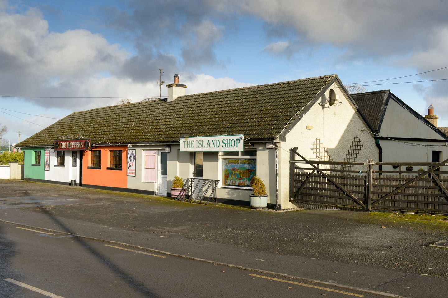HOPPERS PUB, Portarlington, Co. Laois, R35H2T0 is for sale on Daft.ie