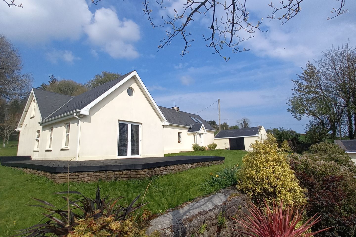Ballahoura Lodge, Ballynoulty, Kildorrery, Co. Cork