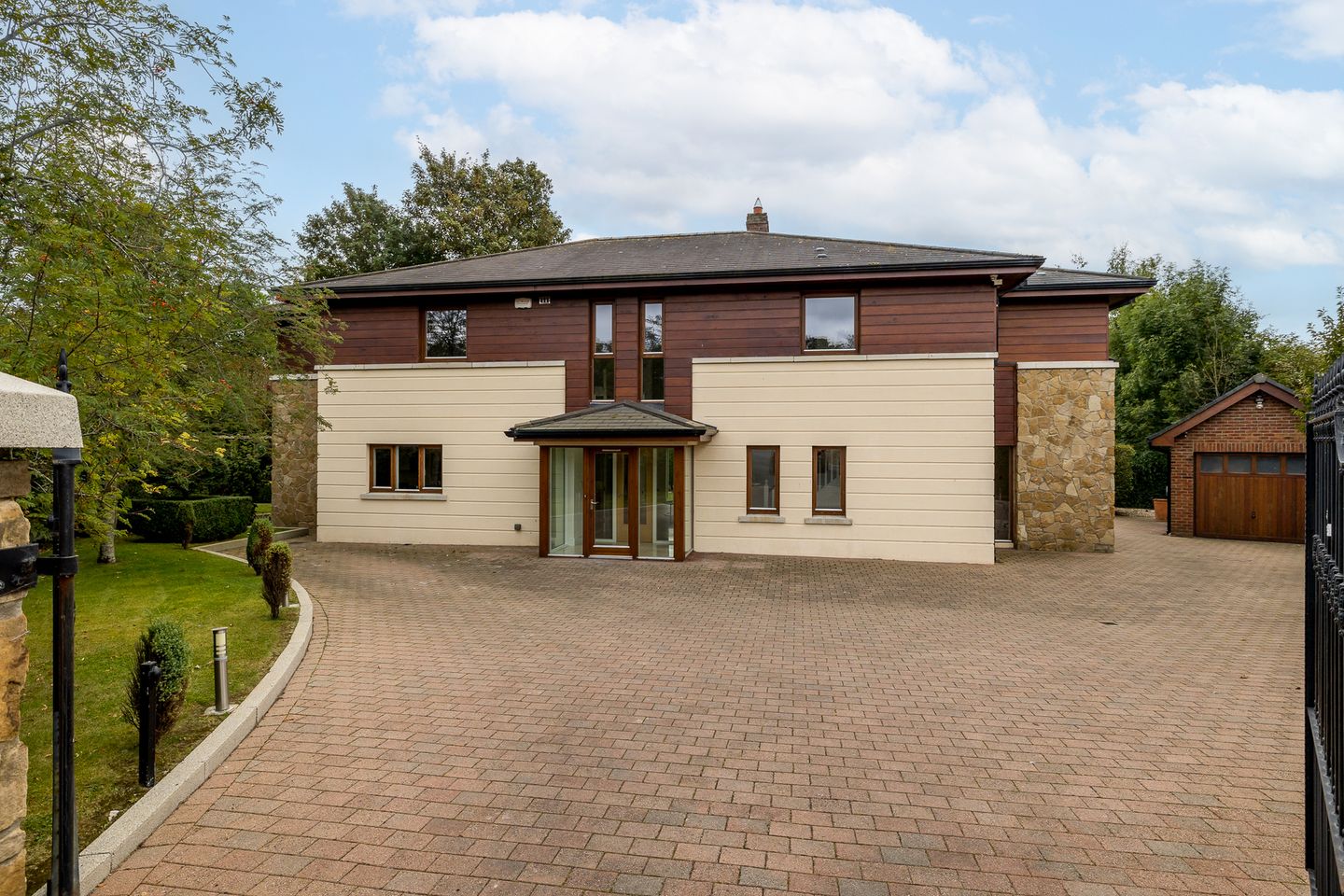 11 Somerton, Castleknock Golf Club, Castleknock, Dublin 15, D15RR63