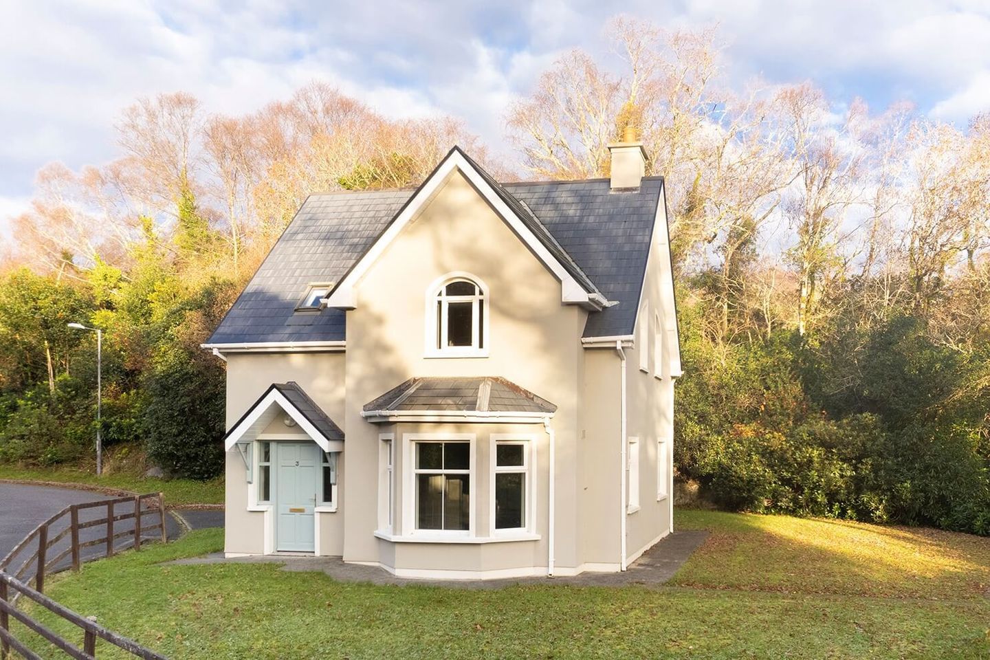 3 Reenmeen Woods, Glengarriff, Co. Cork, P75E431 is for sale on Daft.ie