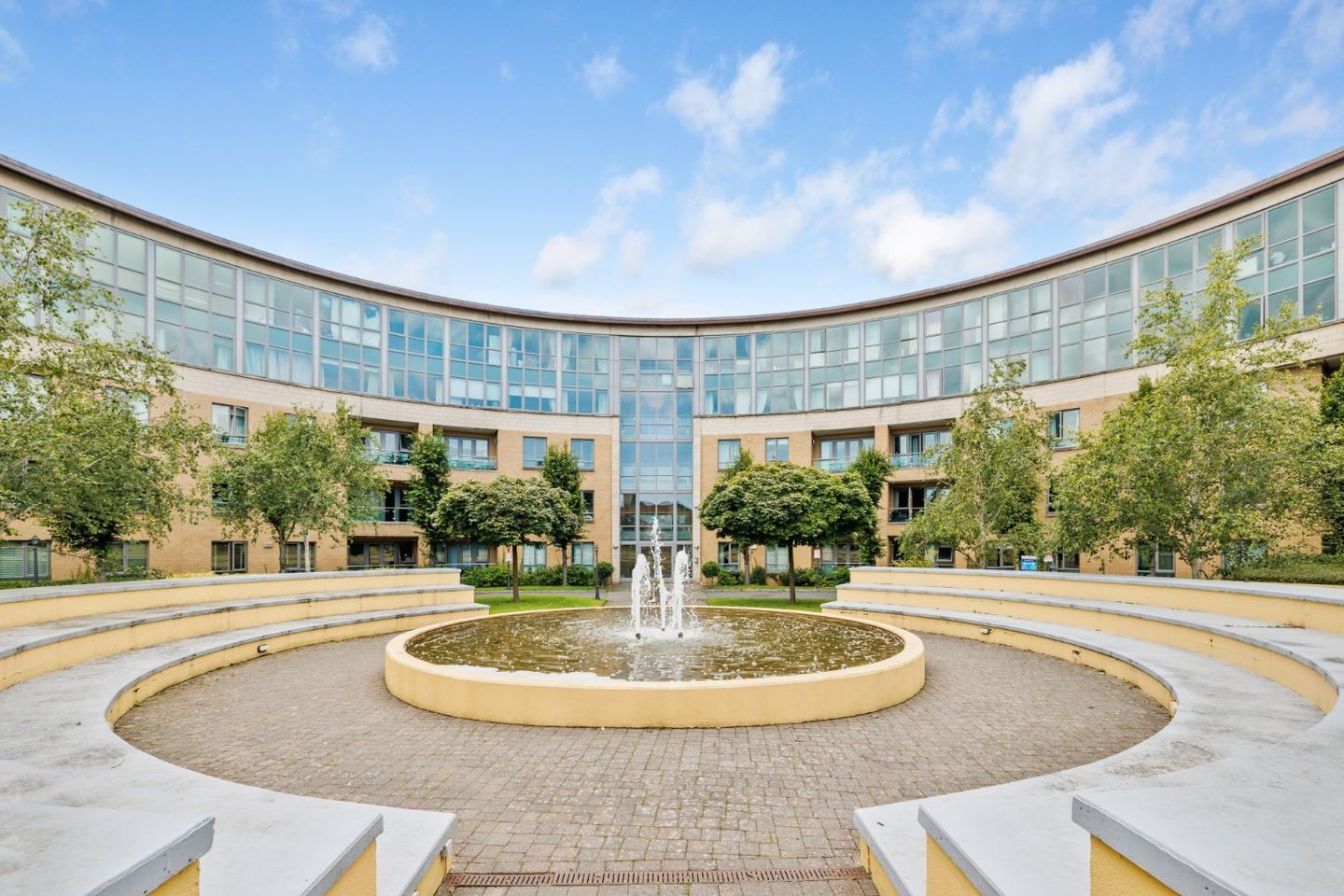 1 The Ramparts, Willow Avenue, Cabinteely, Dublin 18, D18E170