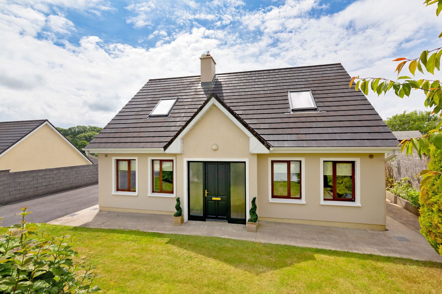 3 Blackoak Rise, Barrack Hill, Newport, Co. Mayo is for sale on Daft.ie