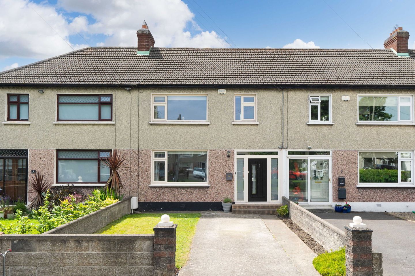 6 Muckross Park, Perrystown, Perrystown, Dublin 12, D12EC86 is for sale