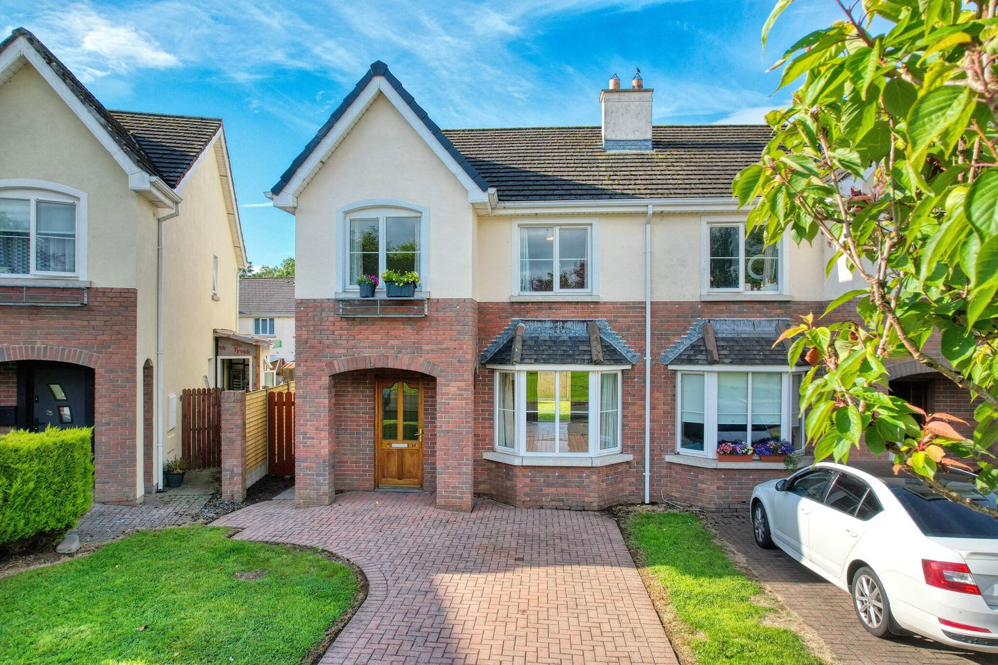 24 Oaklands Green, Ballinalee Road, Longford, N39F1P2 is for sale on