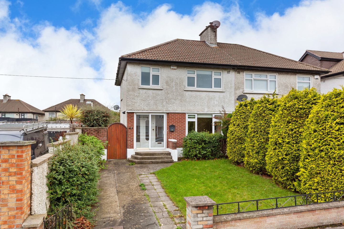 5 Elm Mount Crescent, Beaumont, Beaumont, Dublin 9, D09HX70 is for sale