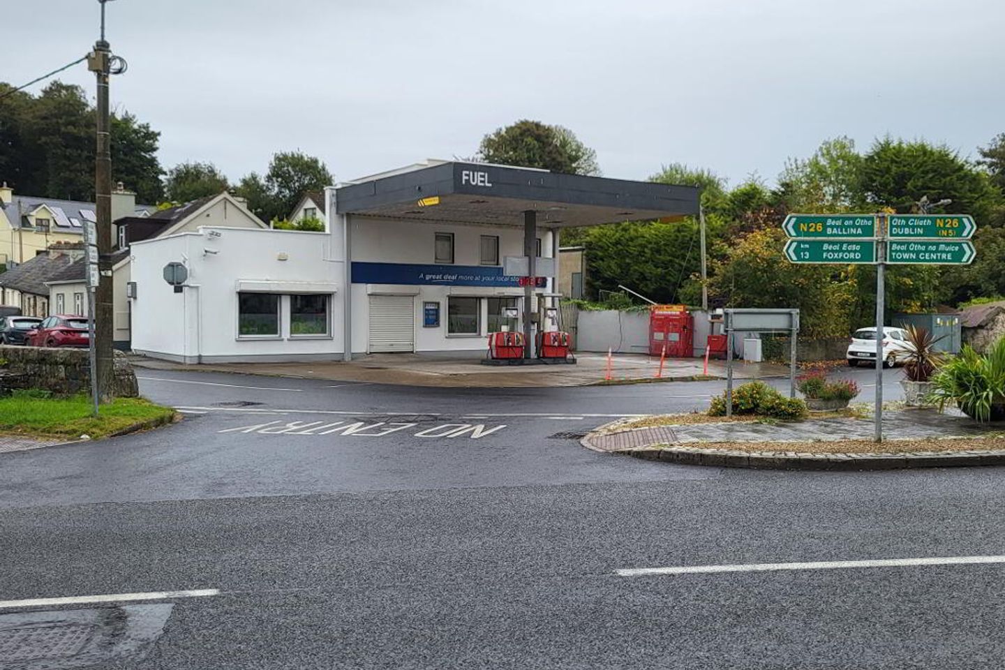 Commercial property for sale in Former Filling Station & Shop Unit