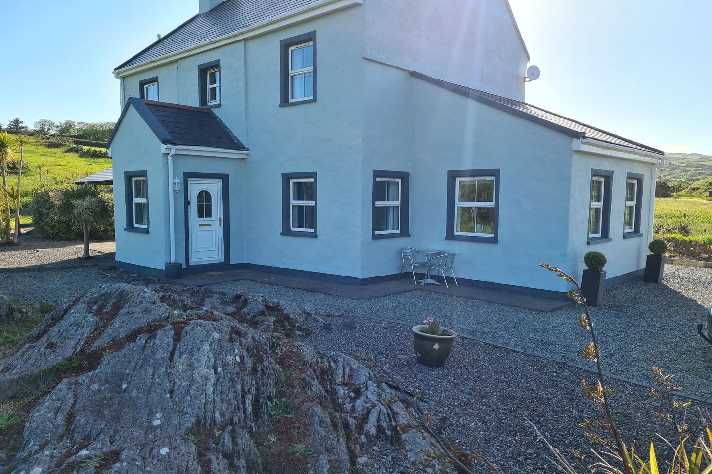 Carrig House, Lissagriffin, Barley Cove, Co. Cork, P81E640