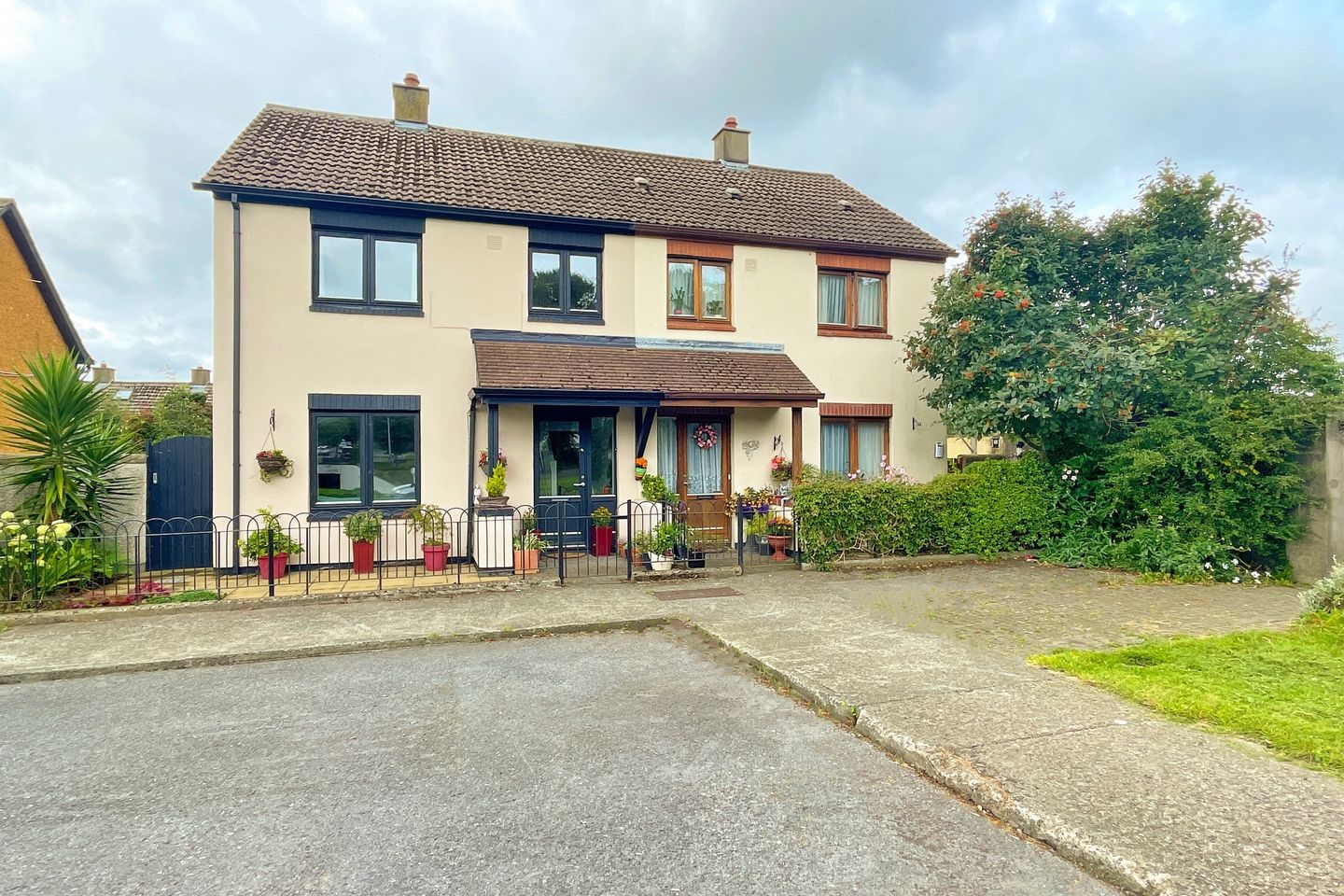 201 Ashlawn Park, Ballybrack, Co. Dublin, A96R5F6 is for sale on Daft.ie