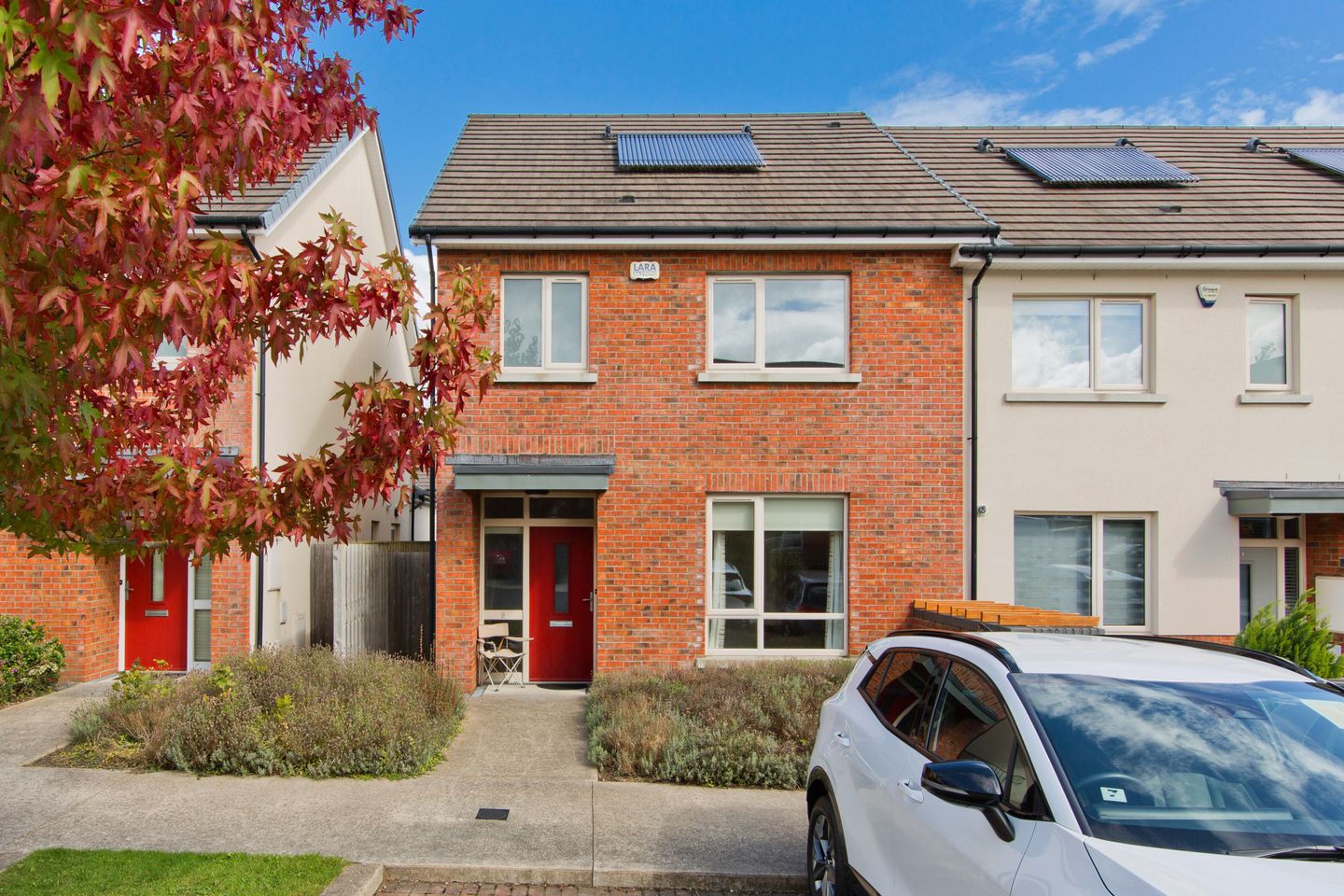 9 Belarmine Walk, Stepaside, Dublin 18, D18C671