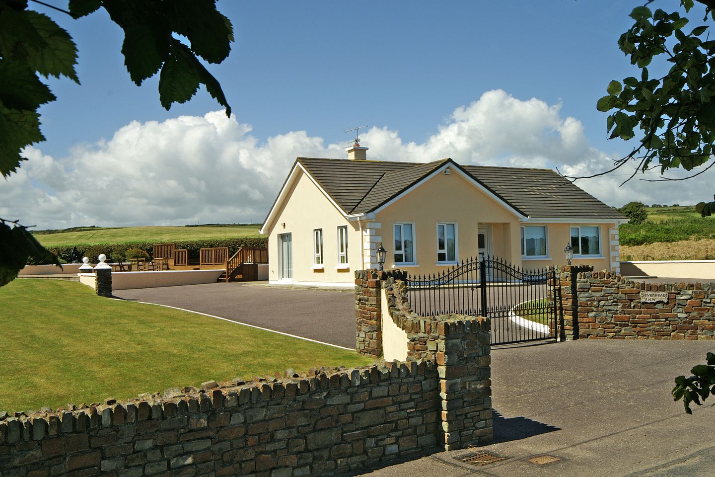 Seven Heads (I053), Courtmacsherry, Co. Cork