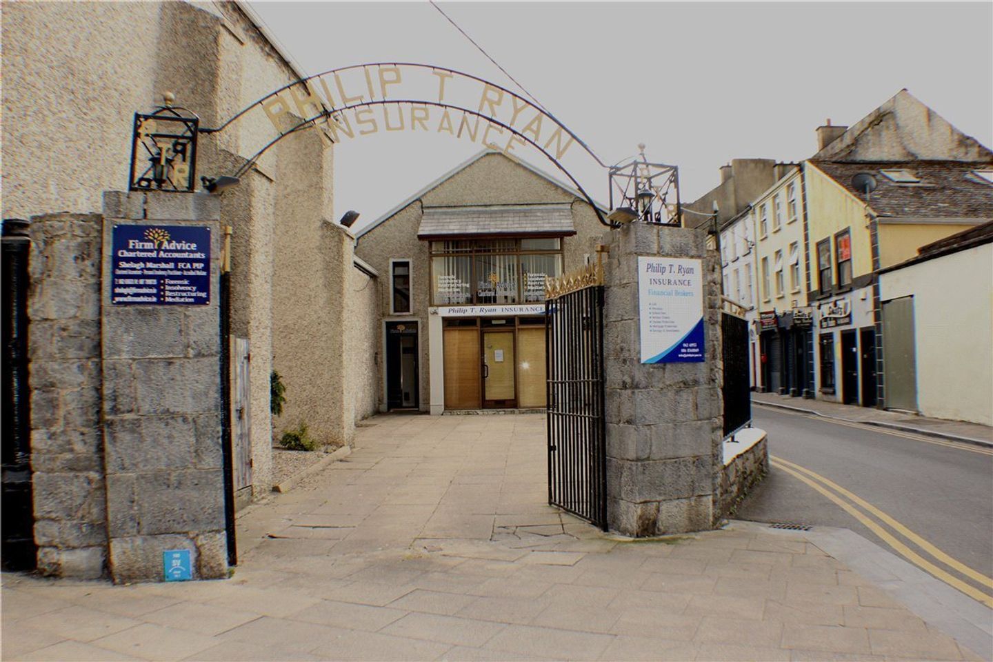 Commercial property for rent in 24 Main Street, Cashel, Co. Tipperary