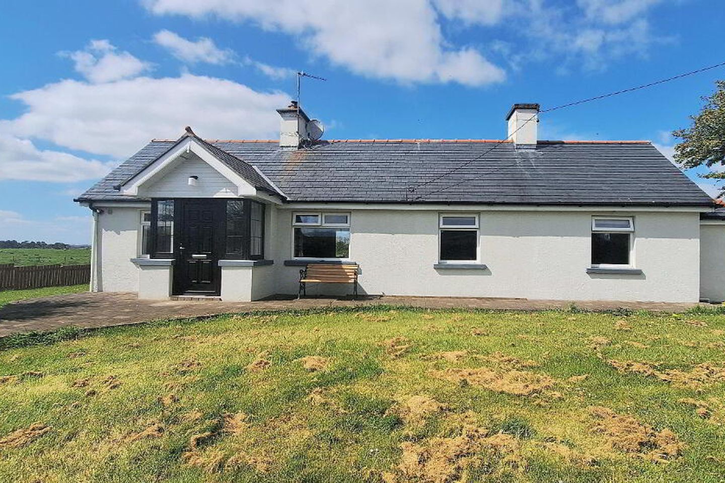 Ballinderry, Rosemount, Moate, Co. Westmeath, N37H799 is for sale on