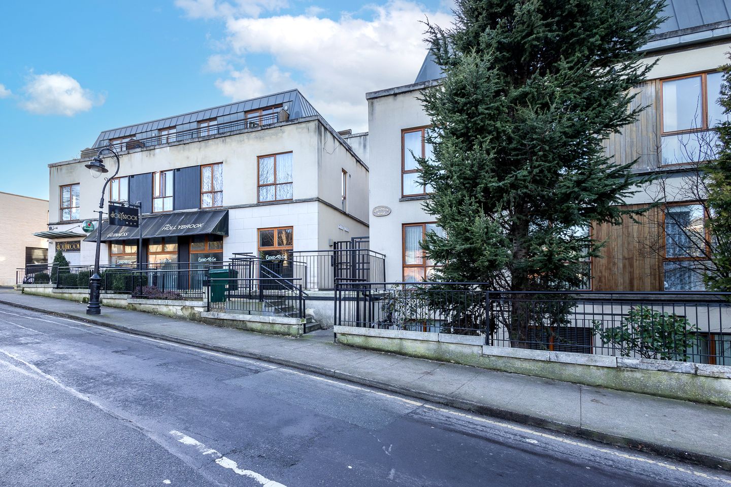 Apartment 13, Hollybrook Manor, Clontarf, Dublin 3, D03XH70 is for sale