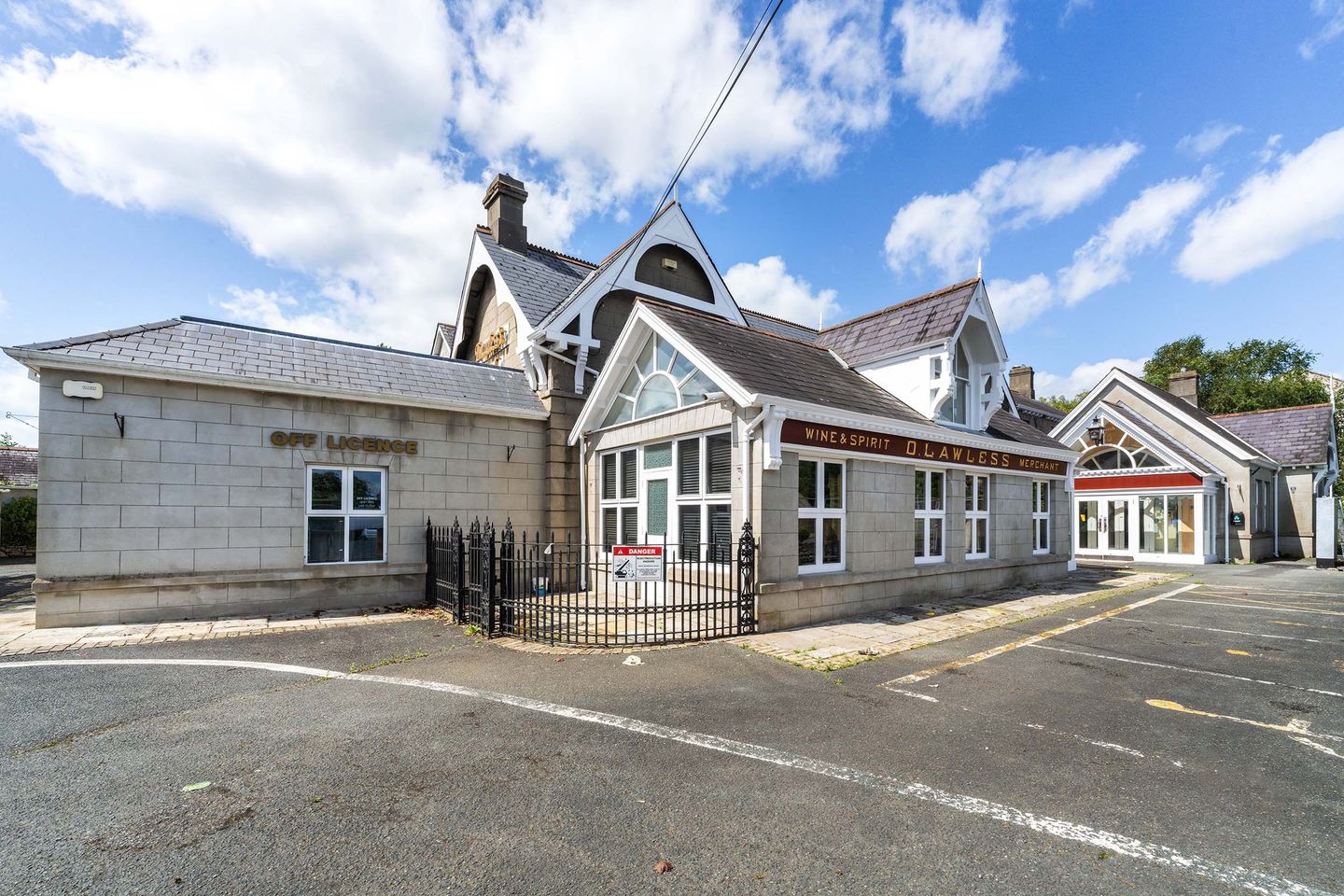 Lawless Hotel, Aughrim, Co. Wicklow, Y14HT72