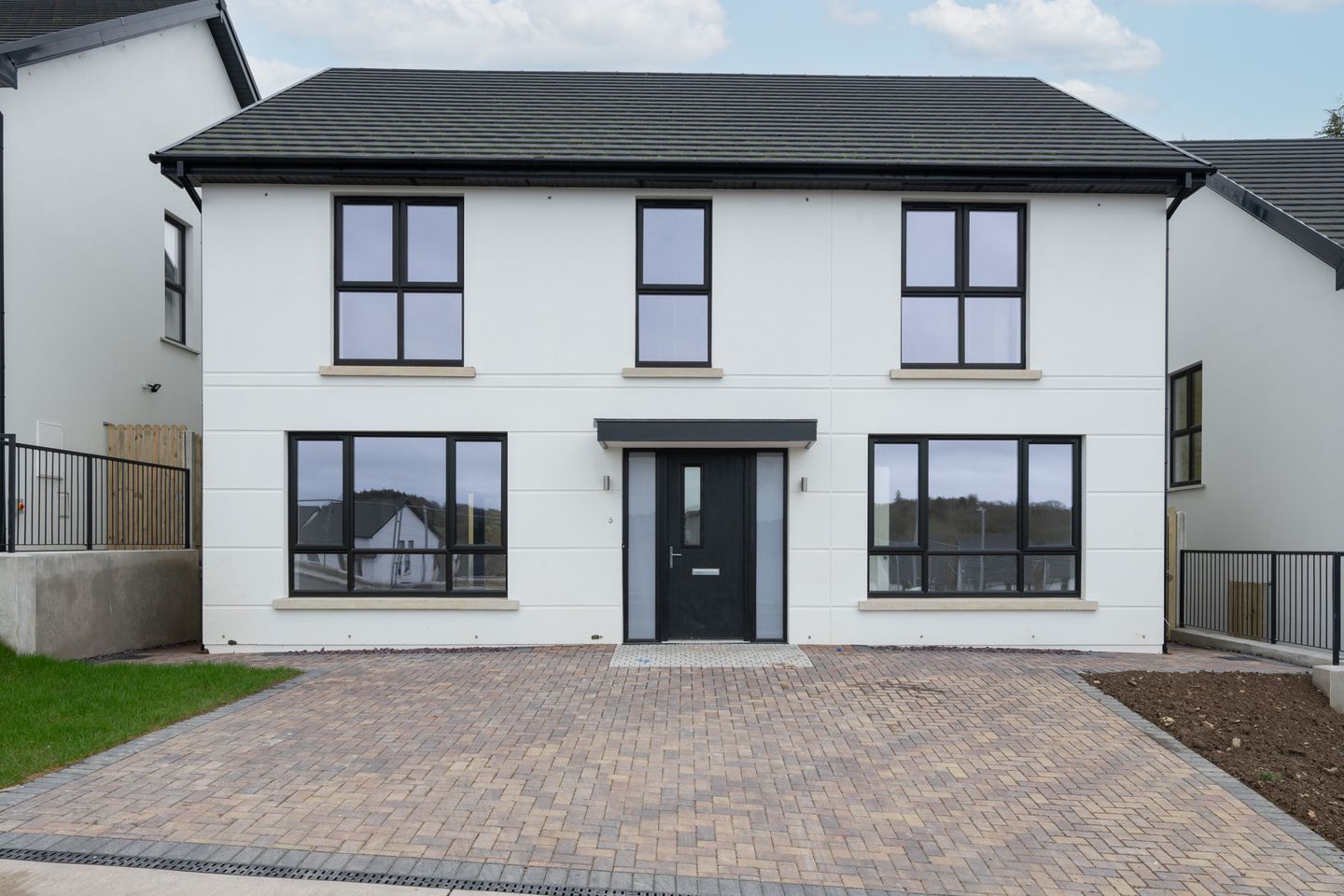 "The Skellig "Oak Close, Gleann Fia., "The Skellig "Oak Close, Gleann