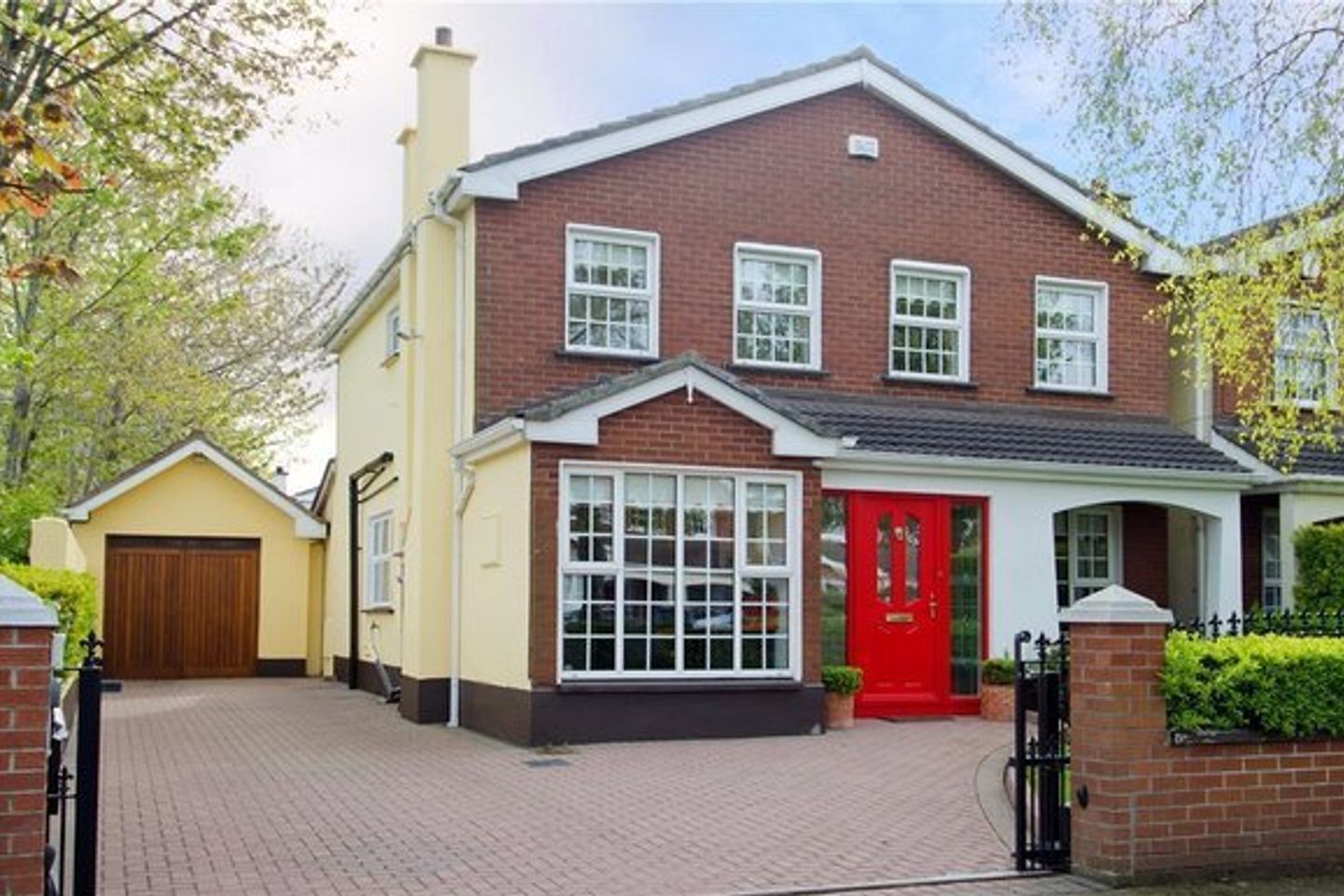 16 Hadleigh Park, Castleknock, Dublin 15