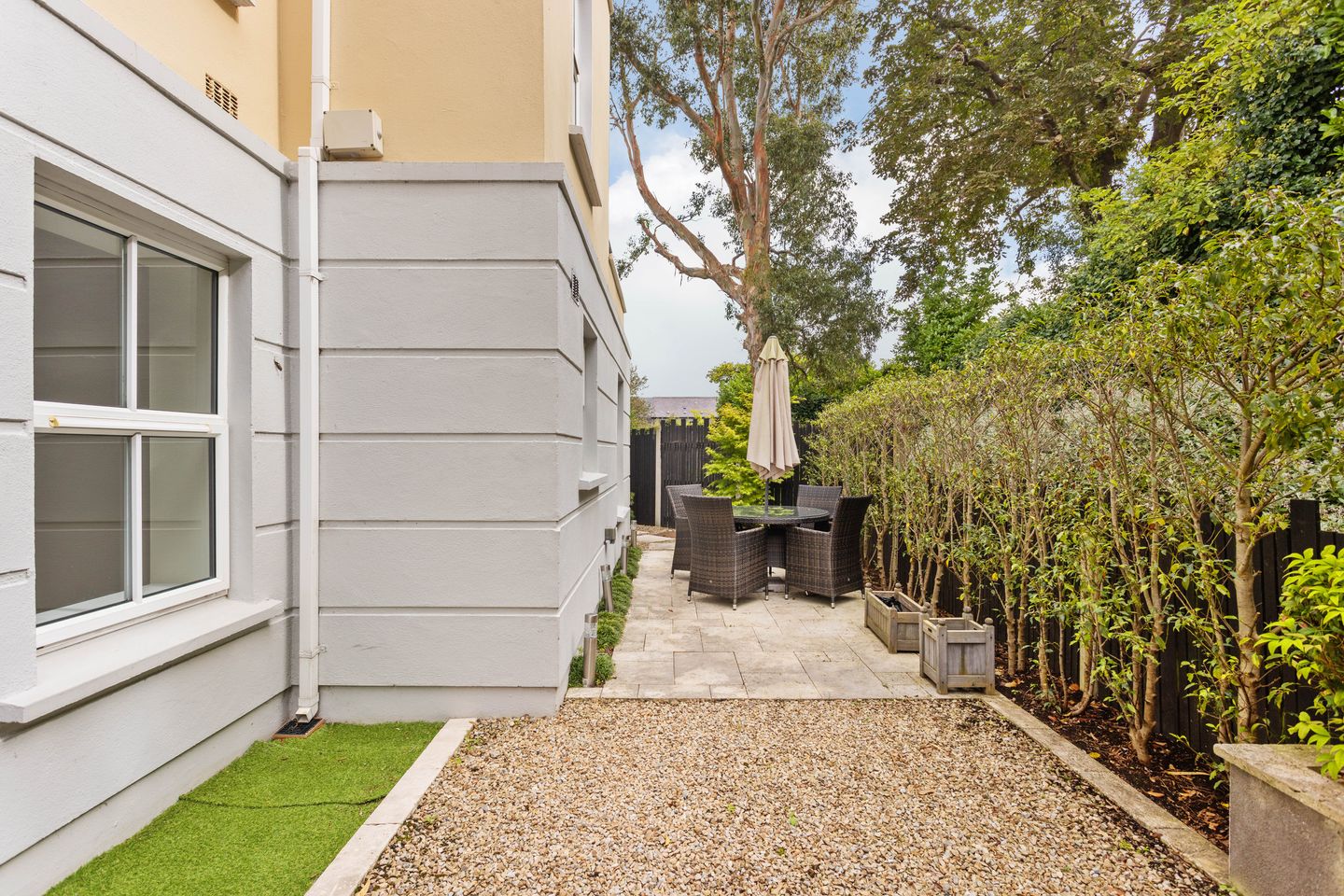 17 Westfield, Sion Hill, Blackrock, Co. Dublin, A94E223 is for sale on