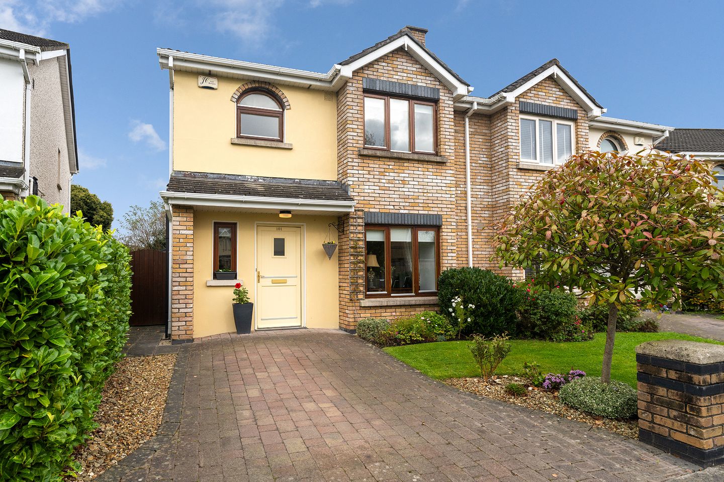 101 College Wood Manor, Clane, Co. Kildare is for sale on Daft.ie