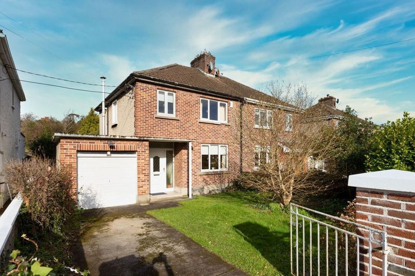 18 Glenaulin Park, Chapelizod, Chapelizod, Dublin 20, D20V299 is for