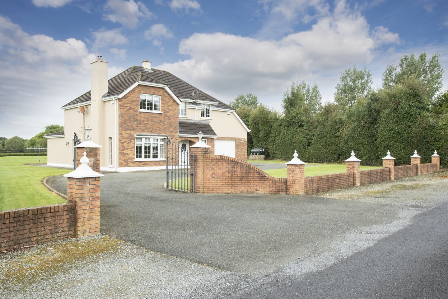 Mahonstown, Gaybrook, Mullingar, Co. Westmeath, N91C7P4 is for sale on