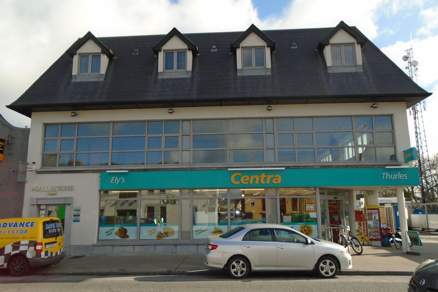 Commercial property for rent in Mall House, Slievenamon Road, Thurles