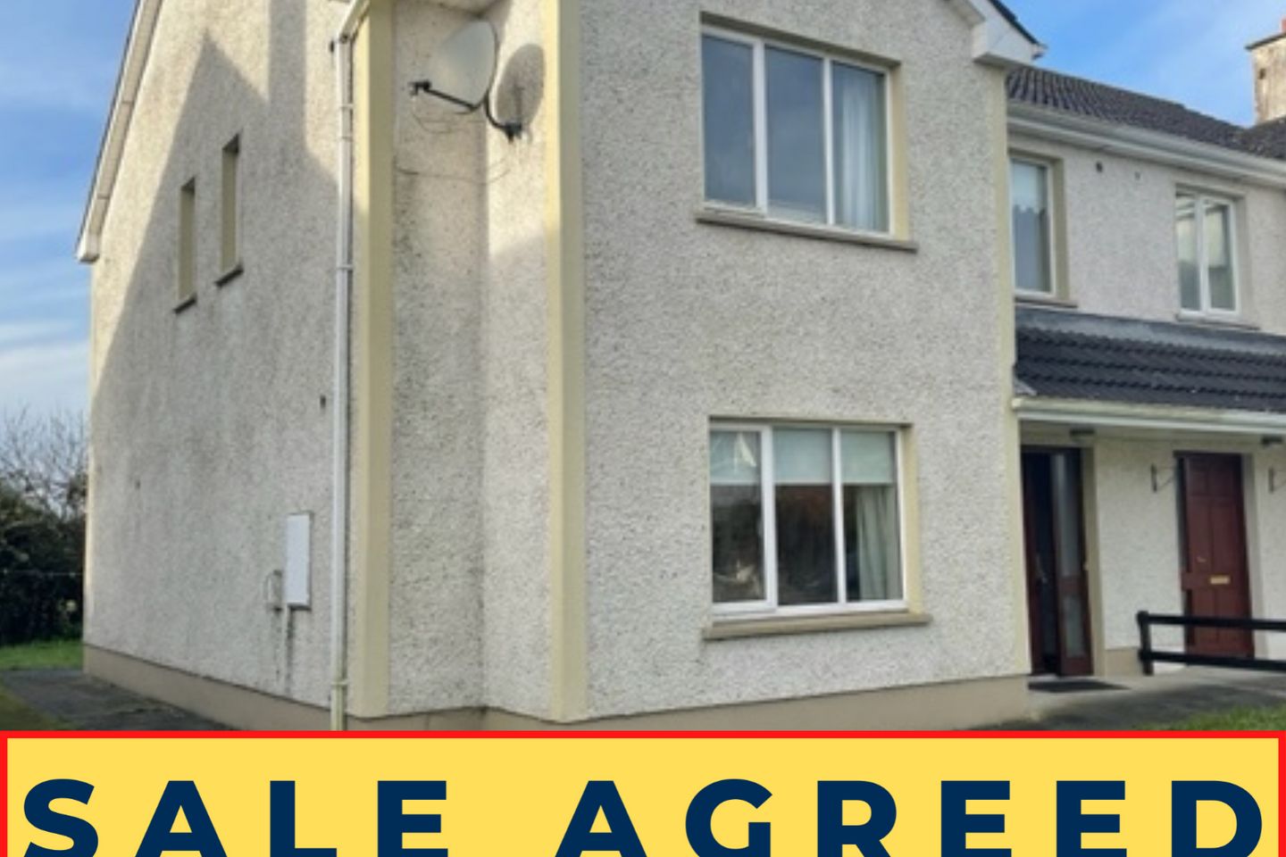 31 Barrys Avenue, Tarmonbarry, Co. N39XW32 is for sale on