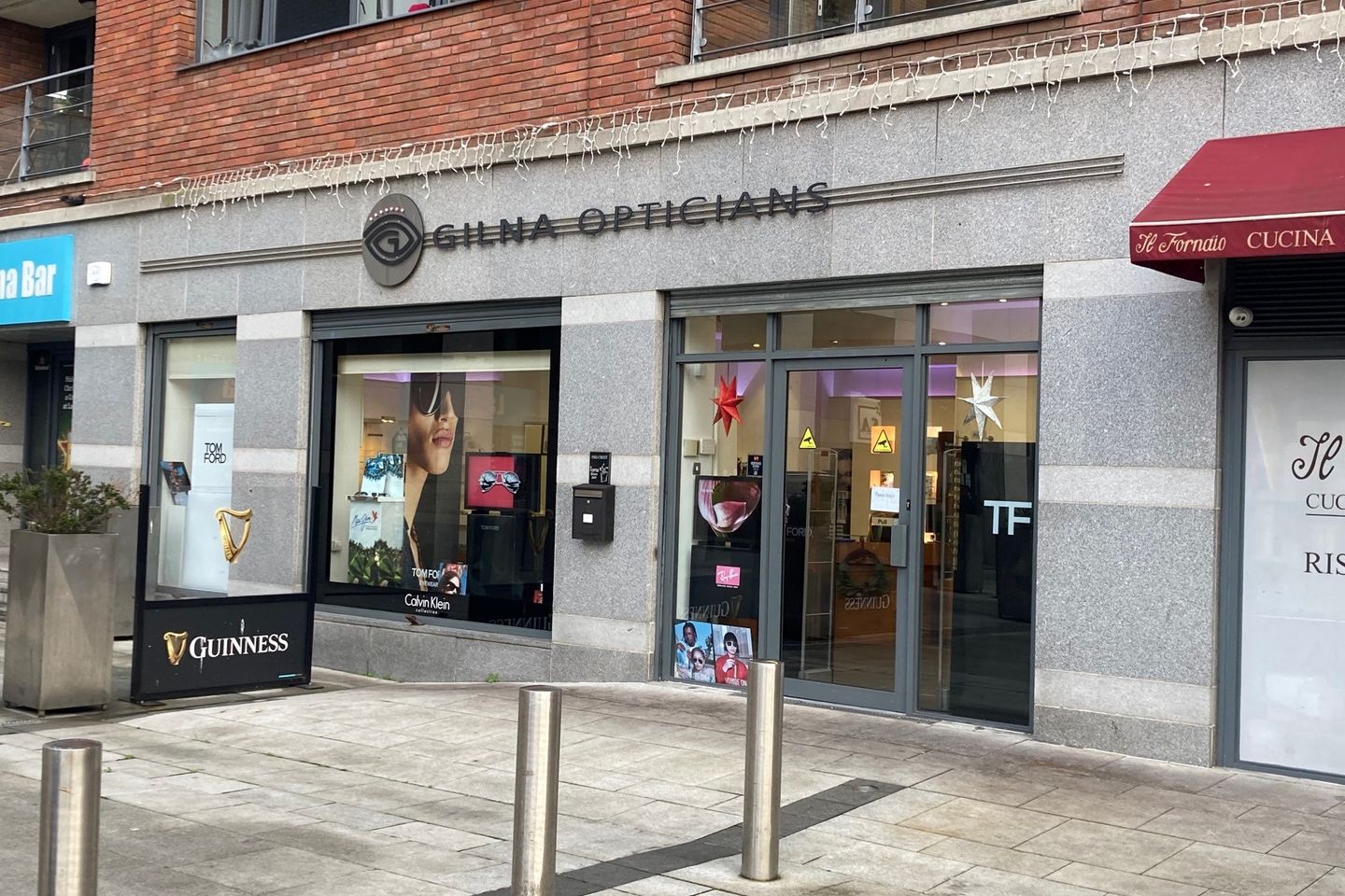 Commercial property for sale in 1a Barrow House Custom House Square