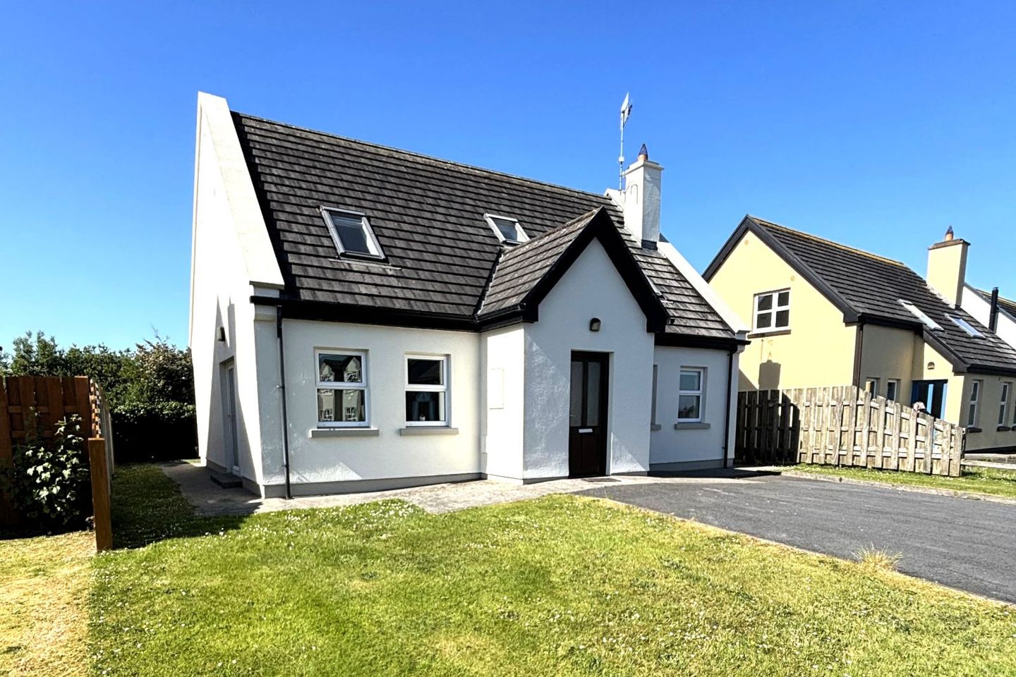 13 The Glebe, Bunowen, Louisburgh, Caher, Co. Mayo, F28V489