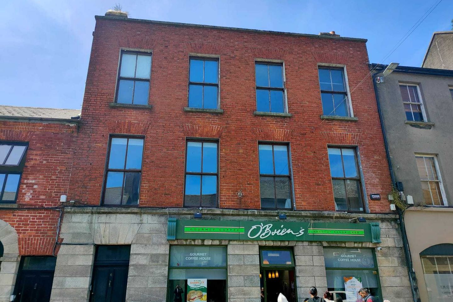 1st & 2nd Floor Apartments, 6 Court Street, Enniscorthy, Co. Wexford