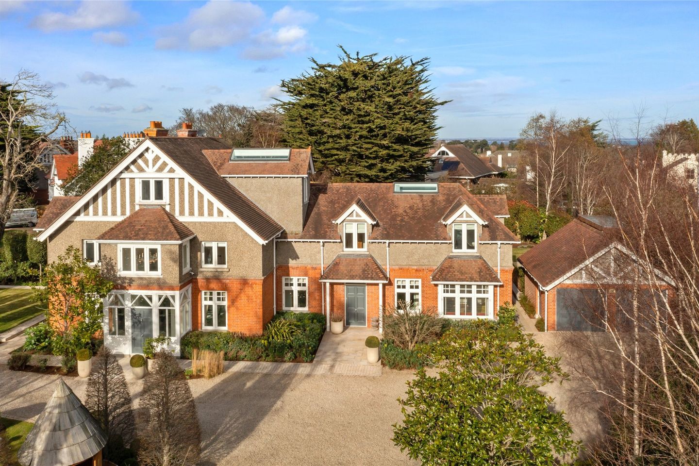 Baile An Mhota, Kerrymount Avenue, Foxrock, Dublin 18, D18A6F7