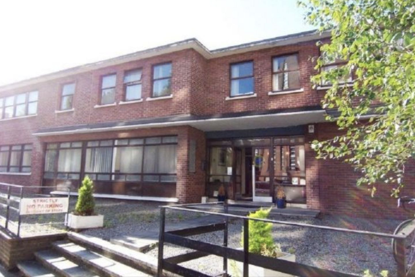 Commercial property for rent in Mespil Business Centre, Sussex Terrace