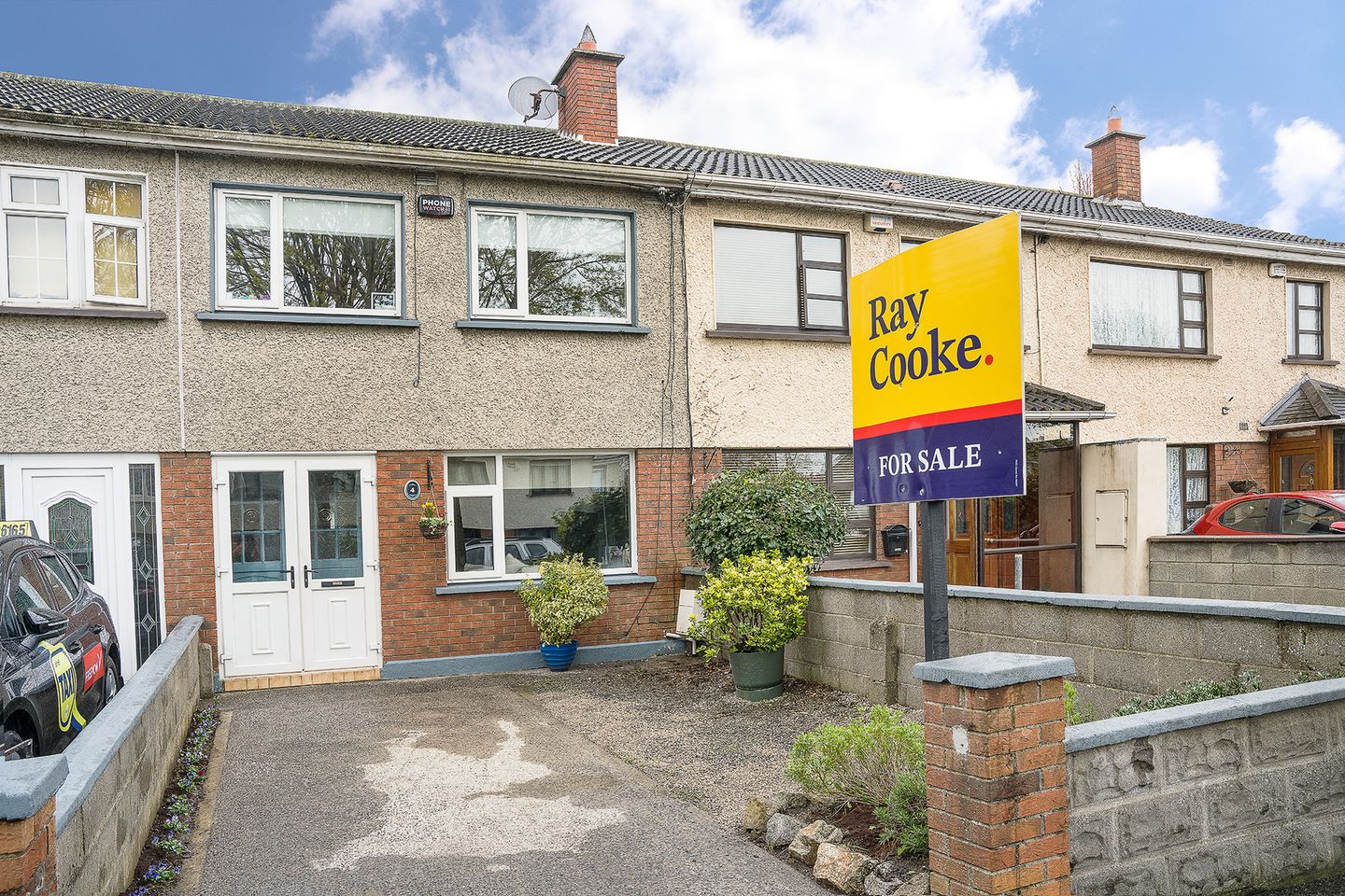 4 Woodford Downs Clondalkin, Clondalkin, Dublin 22 is for sale on Daft.ie