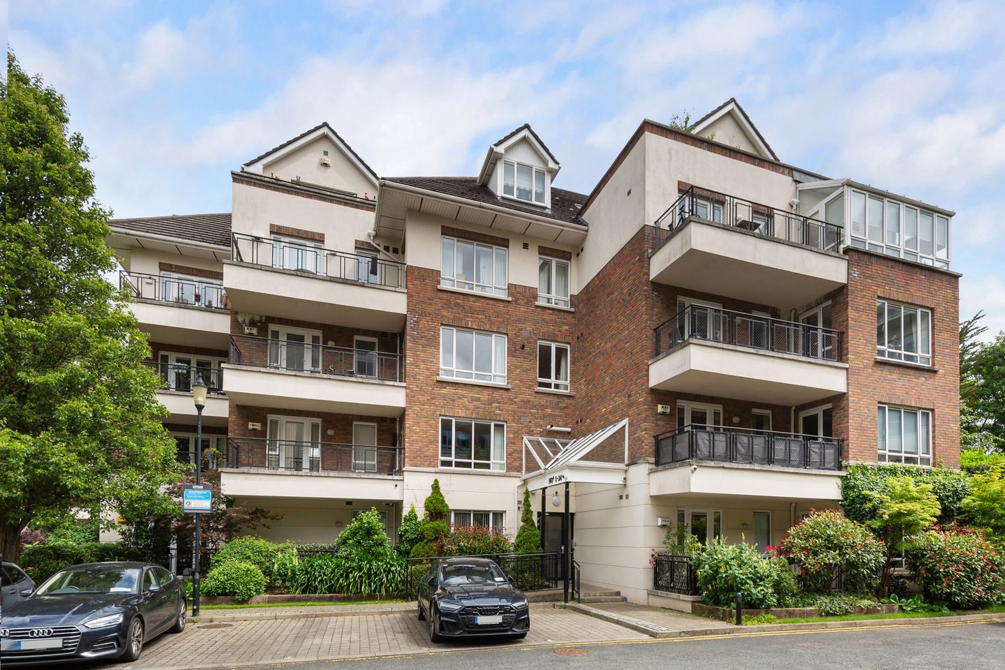 17 Ballsbridge Gardens, Ballsbridge, Dublin 4, D04YH63