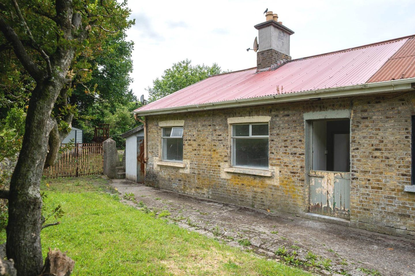 St Patricks Terrace, Clara, Co. Offaly, R35P499