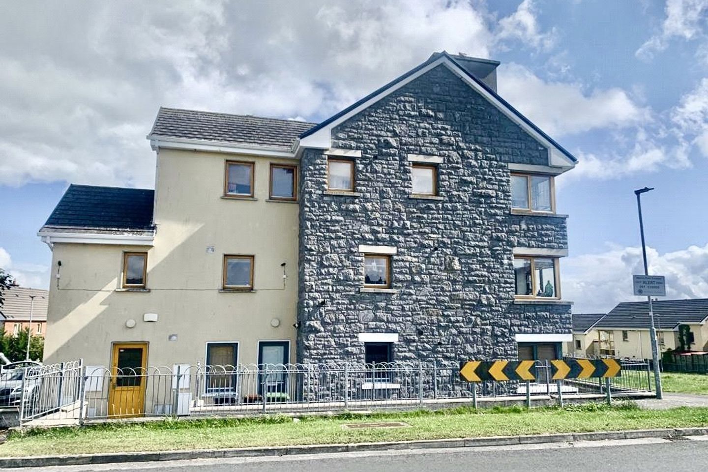 2 Sruthan Mhuirlinne, Ballybane, Co. Galway, H91AF3A is for sale on Daft.ie