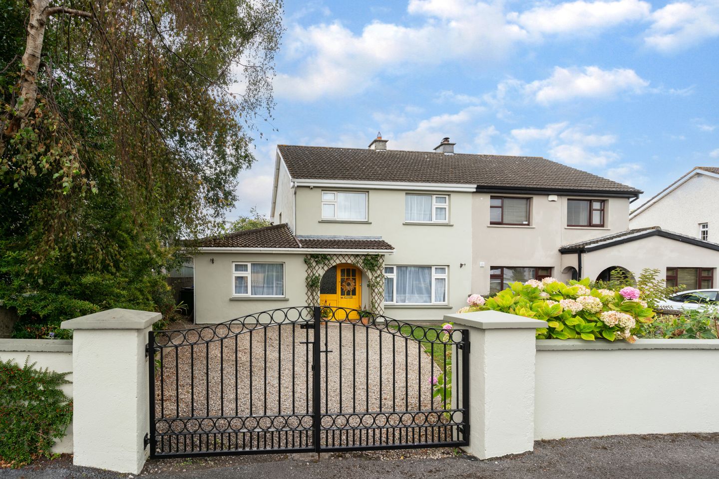 7 Maple Drive, Royal Oak Road, R21E766
